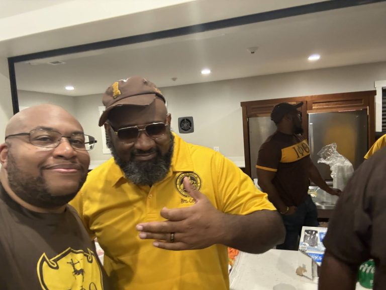 Photo 5 from Eta Omega Christmas Party 2024 – Eta Omega Alumni Chapter