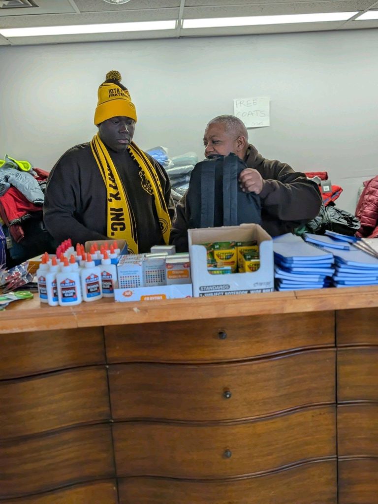 Photo 7 from Community Service in Honor of Dr. Martin Luther King, Lynwood IL – Eta Omega Alumni Chapter
