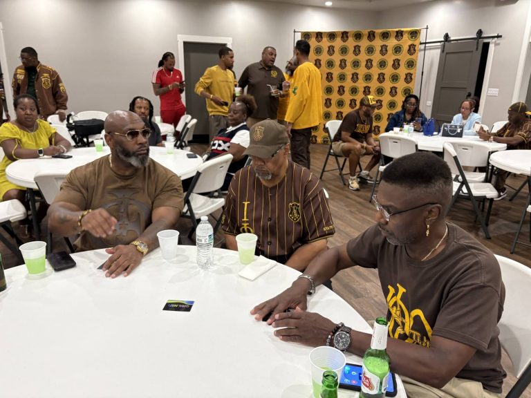 Photo 13 from Eta Omega Christmas Party 2024 – Eta Omega Alumni Chapter