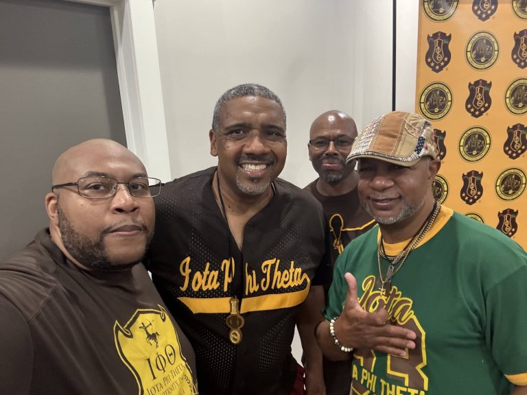 Photo 15 from Eta Omega Christmas Party 2024 – Eta Omega Alumni Chapter