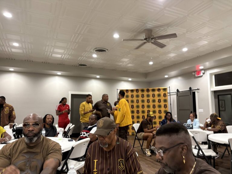 Photo 16 from Eta Omega Christmas Party 2024 – Eta Omega Alumni Chapter