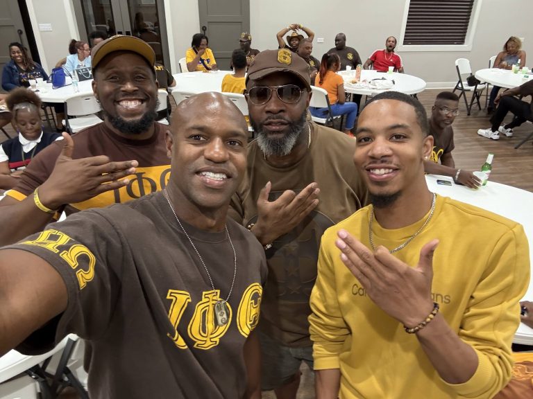 Photo 27 from Eta Omega Christmas Party 2024 – Eta Omega Alumni Chapter