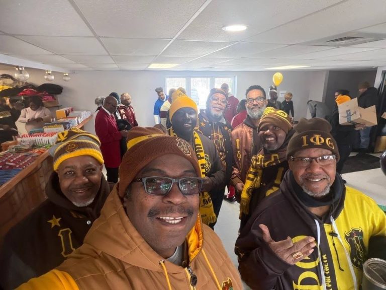 Photo 18 from Community Service in Honor of Dr. Martin Luther King, Lynwood IL – Eta Omega Alumni Chapter