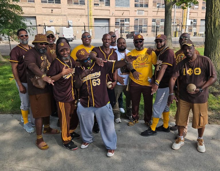 Photo 2 from Sigma Gamma Rho/ Iota Phi Theta v. Alpha Kappa Alpha/ Kappa Alpha Psi Baseball Game – Eta Omega Alumni Chapter