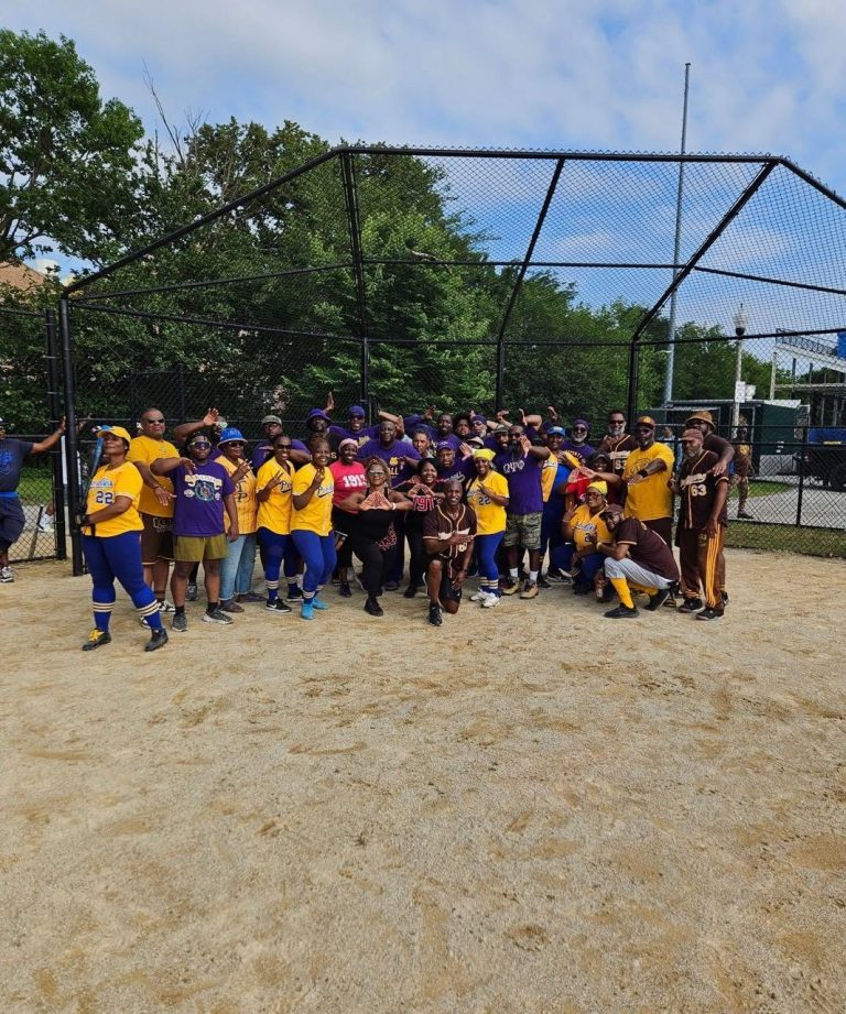 Photo 8 from Sigma Gamma Rho/ Iota Phi Theta v. Alpha Kappa Alpha/ Kappa Alpha Psi Baseball Game – Eta Omega Alumni Chapter