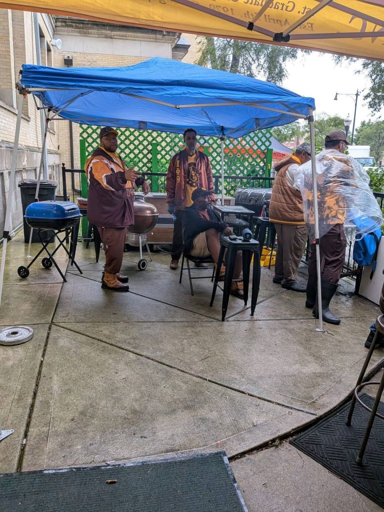 Photo 22 from Leo High School Community Service – Eta Omega Alumni Chapter