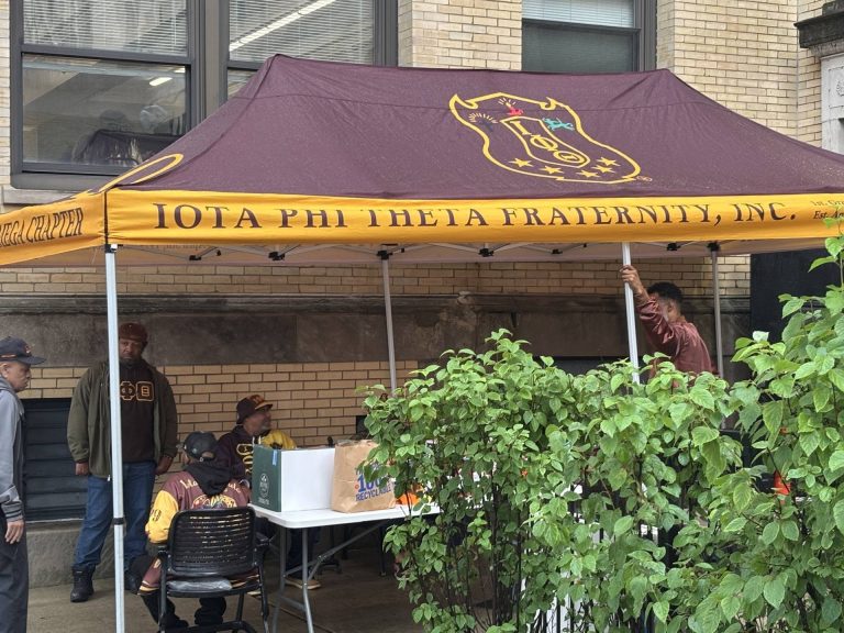 Photo 28 from Leo High School Community Service – Eta Omega Alumni Chapter